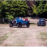 1940's police set off after Bean car and its occupants"